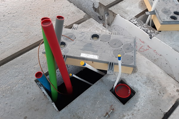 Schone, open EPS sparing in ribbenvloeren